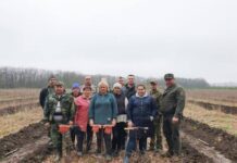«Посади свои орехи»: в рамках Всеукраинского флешмоба лисянские лесоводы высадили 1000 орехов