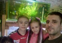 Родина з Черкащини перетворила власну квартиру на міні-океанаріум