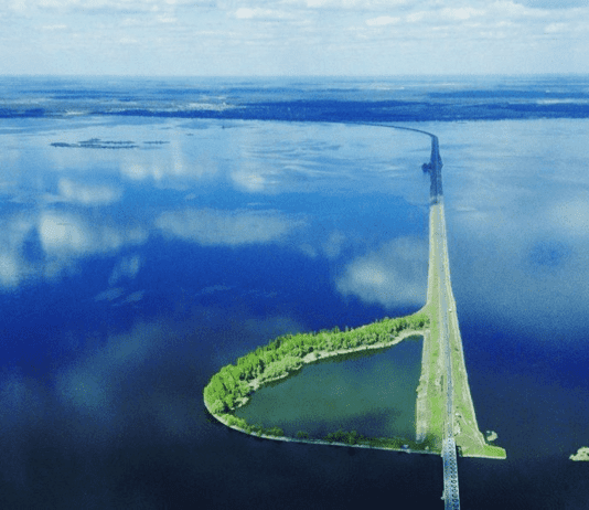 Дніпро та Черкаси: історія головної річки в Україні